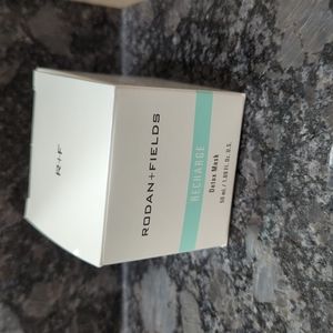 Rodan+Fields Detox Charcoal Mask